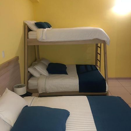 Hostel Paradise St Santa Marta  Bagian luar foto