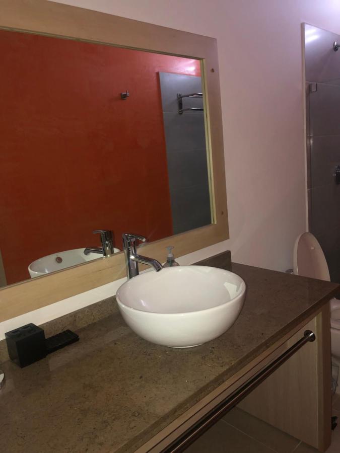 Hostel Paradise St Santa Marta  Bagian luar foto
